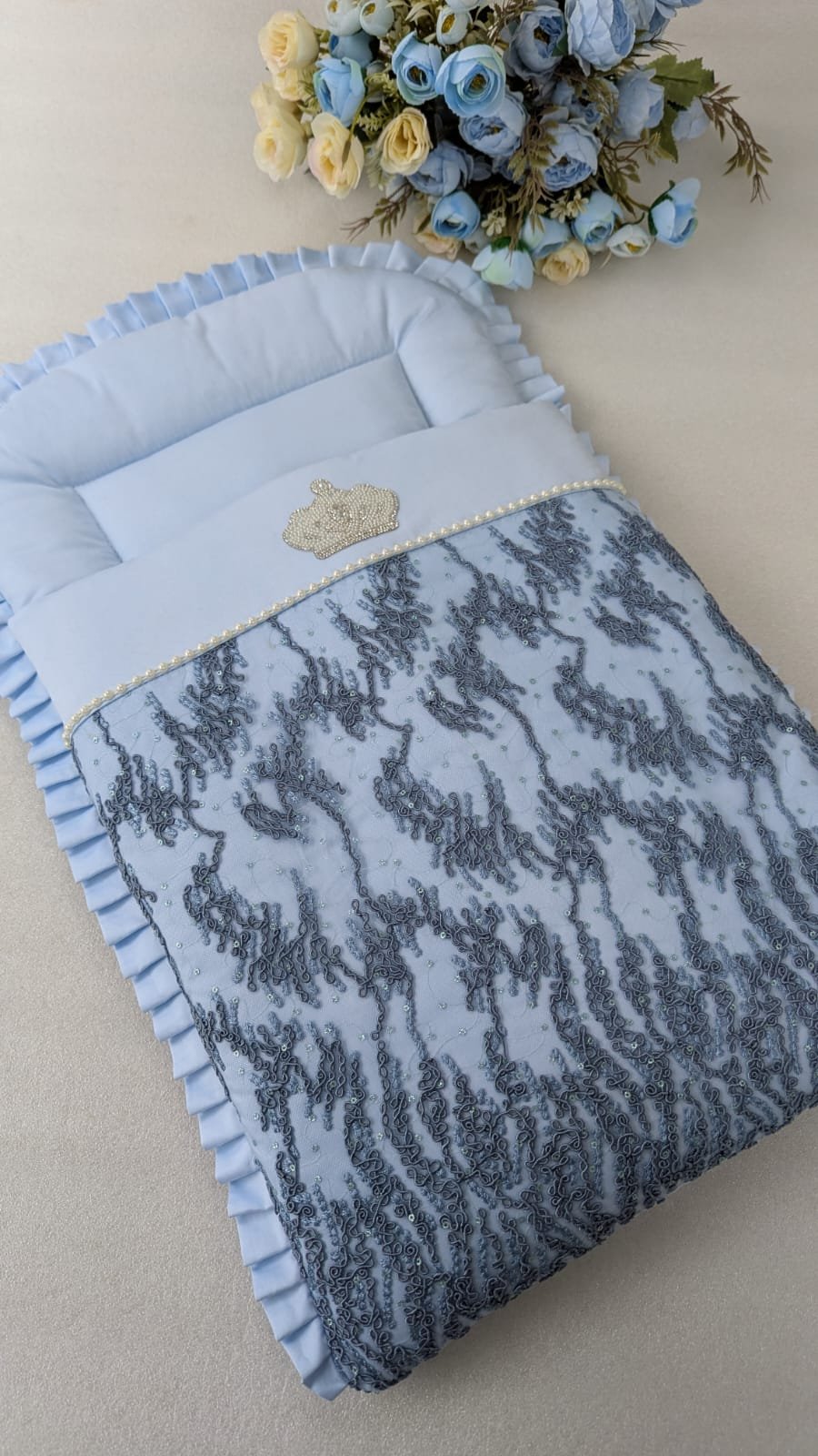 Powder Blue Crown Carry Nest